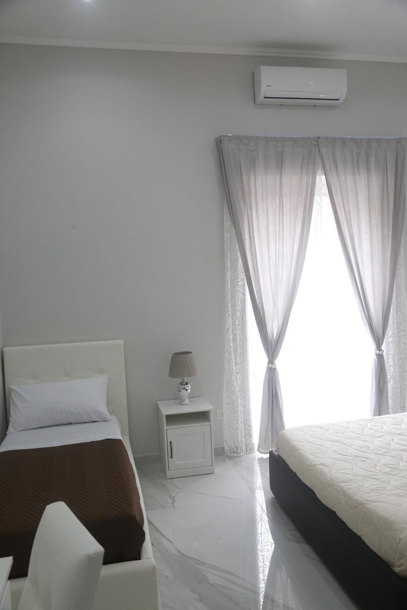 Opera Home Napoli Exterior foto